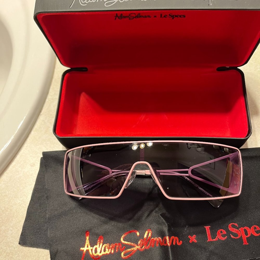 Lespecs, the luxx